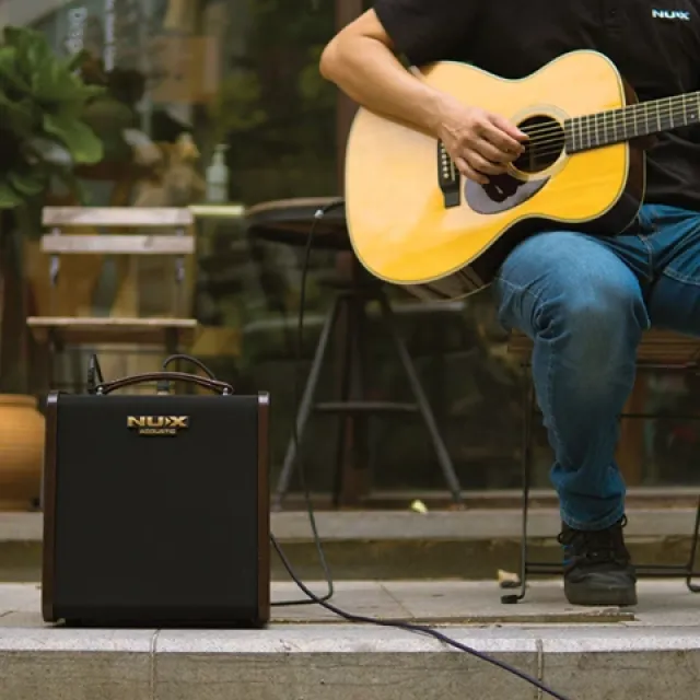NU-X Stageman 2 AC-80 Acoustic Guitar Amplifier
