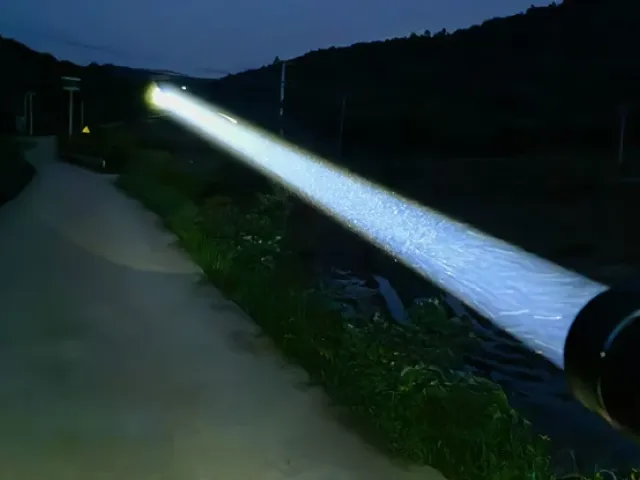 Acebeam W50 LEP Flashlight 4km Beam