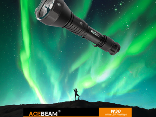 Acebeam W30 LEP White Searchlight 6500K